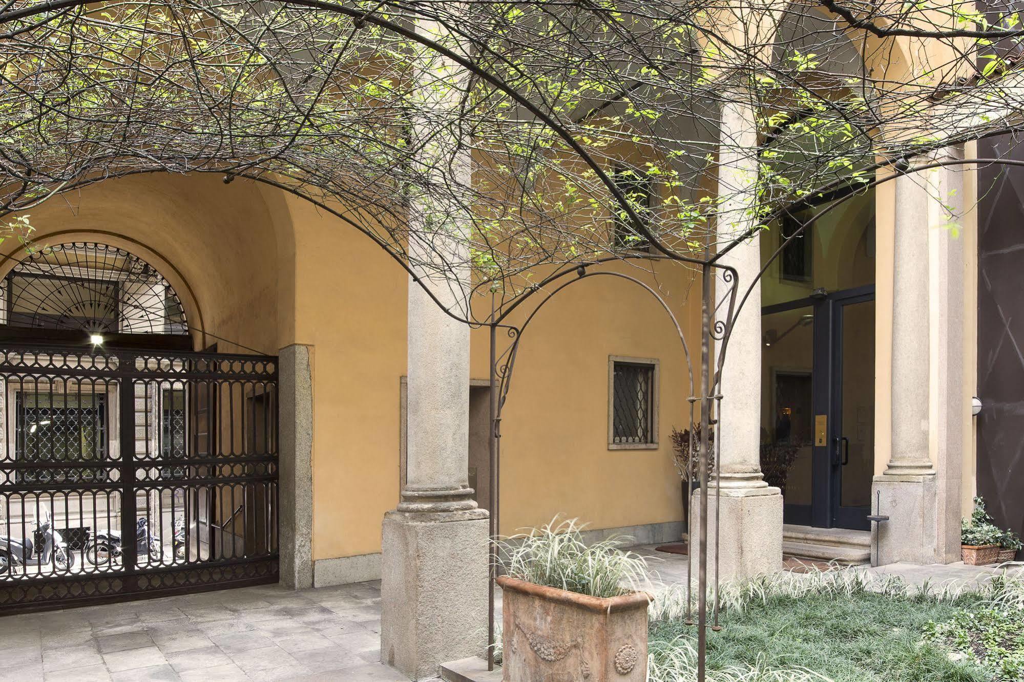 Numa Milan Camperio Aparthotel Ngoại thất bức ảnh